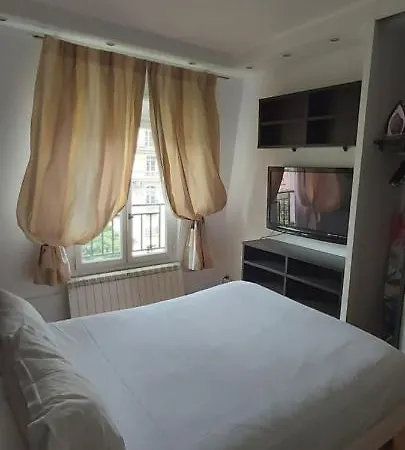 Bridgestreet Champs-elysees Paris