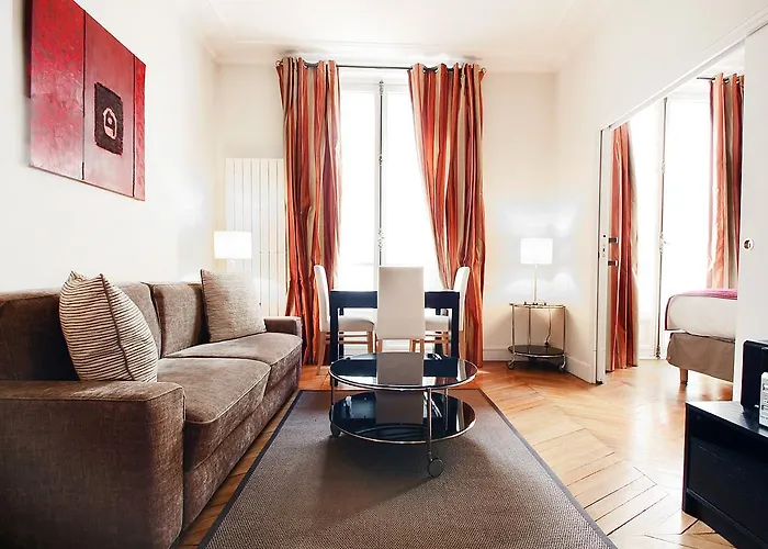 Bridgestreet Champs-elysees Apartmán