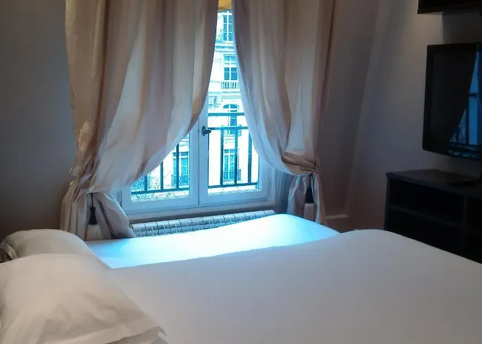 Bridgestreet Champs-elysees Apartman *